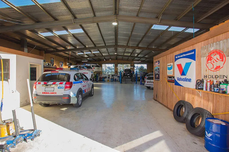 Doncaster East Car Repairs — workshop photo 2