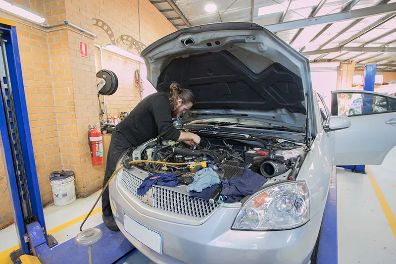 Doncaster East Car Repairs — workshop photo 7