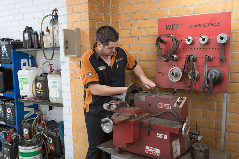 Doncaster East Car Repairs — workshop photo 12